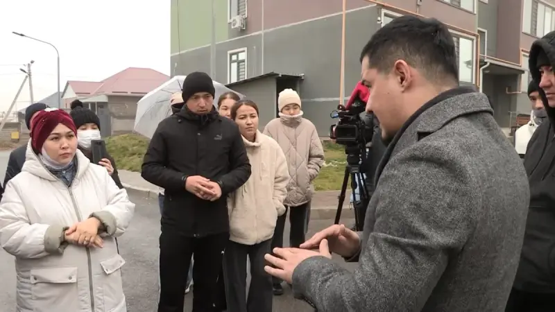 Уілдеген желден үй жылымайды: Шымкенттіктер биыл сатып алған пәтер тұруға жарамсыз