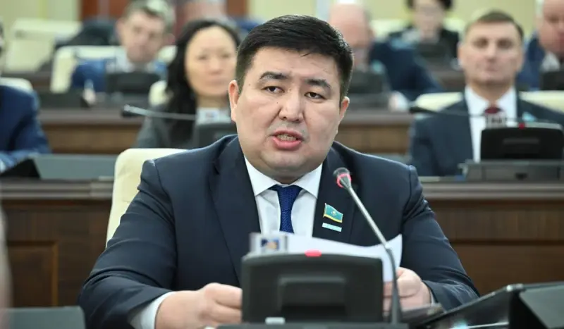 Елнұр Бейсенбаевтың депутаттық өкілеттілігі тоқтады