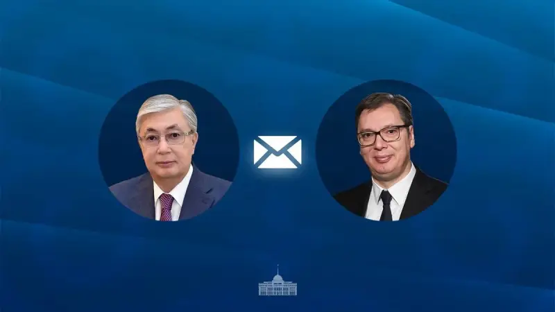 Тоқаев Сербия президентін елдің Мемлекеттілік күнімен құттықтады