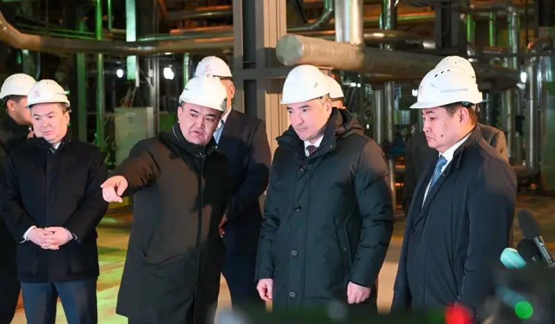 Бектенов Астанада газбен жұмыс істейтін жылу орталығын аралап көрді