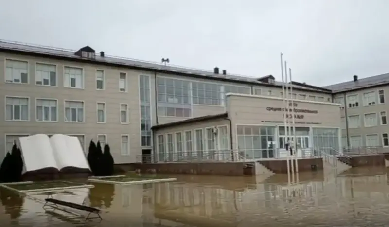 Дағыстанды су басты: 3 мыңнан астам адам қауіпсіз жерге көшірілді