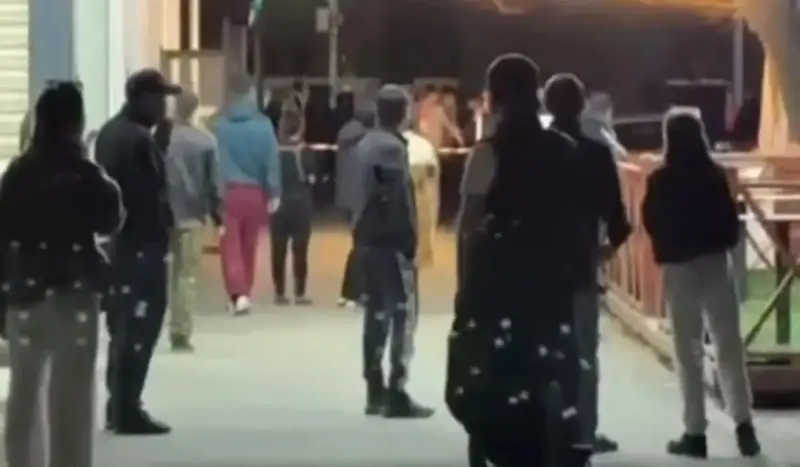 Талдықорғанның қақ ортасында танысы досын пышақтап кеткен (ВИДЕО)