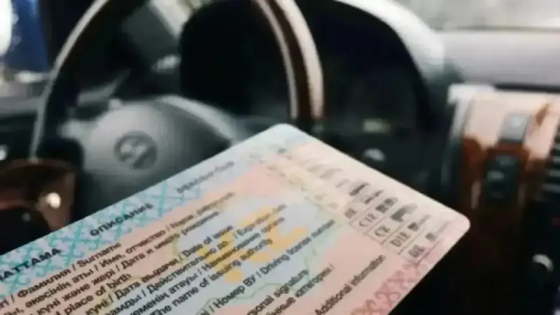 «Көліктерінде ақау көп»: Ішкі істер министрлігі Қазақстандағы атвомектептерді жаппай тексеріп жатыр