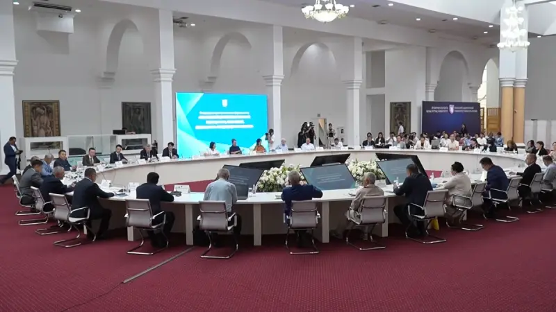 О правах и будущем: в Алматы обсудили обновленный Основной закон