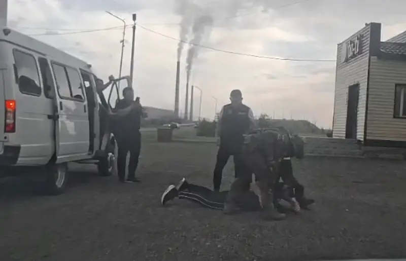 Конец криминальной схемы: в Павлодарской области задержали подозреваемых в вымогательстве