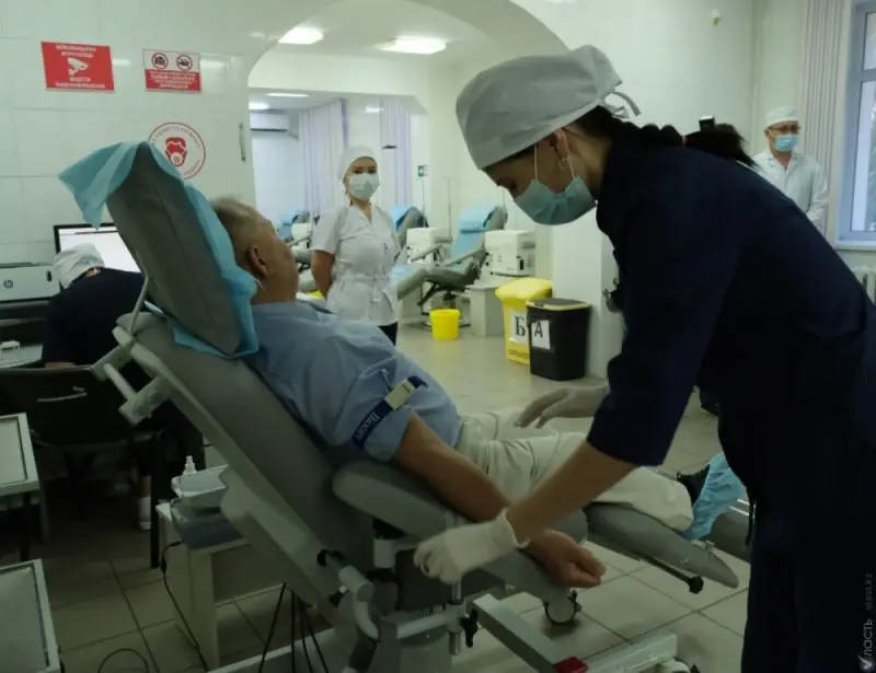 Алматыда аптап ыстыққа байланысты жедел жәрдемге жүгінгендер саны күрт артты
