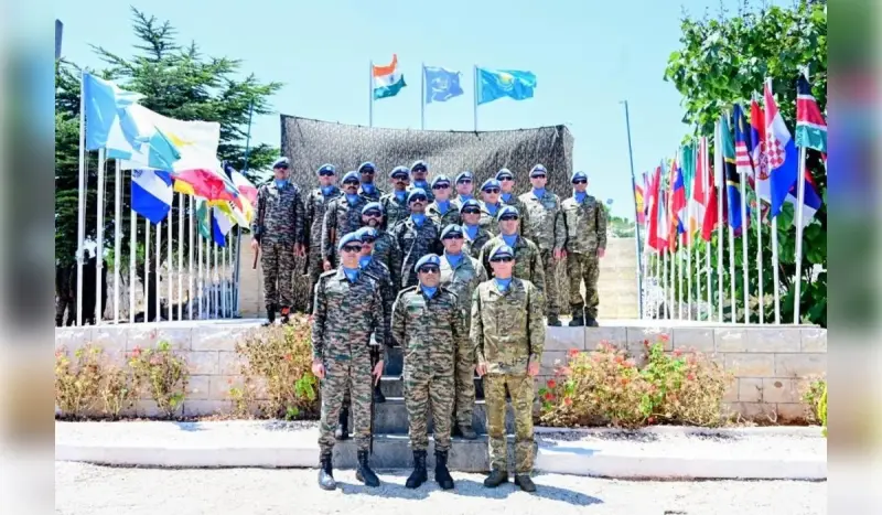 Бітімгерлер БҰҰ-ның Ливандағы UNIFIL базасында Қазақстанның Мемлекеттік туын көтерді