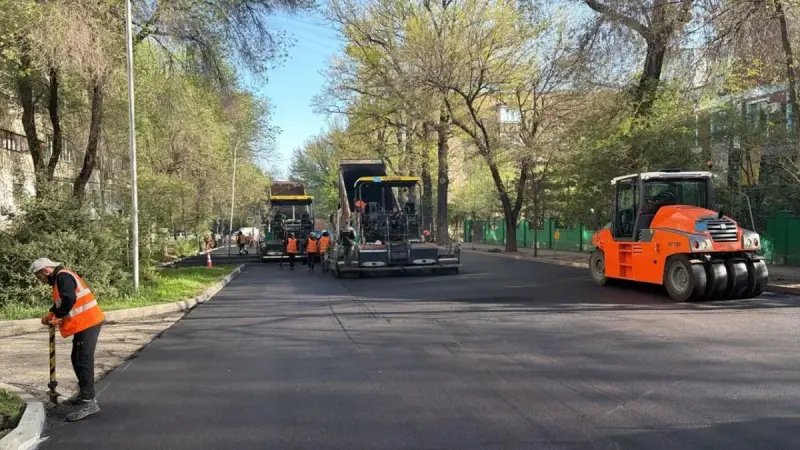 На ул. Бекешева в Алматы временно ограничат движение из-за строительства канализационного коллектора