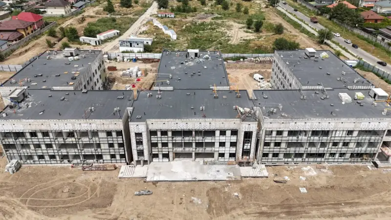 Поликлиники на 500 посещений строят в трех районах Алматы