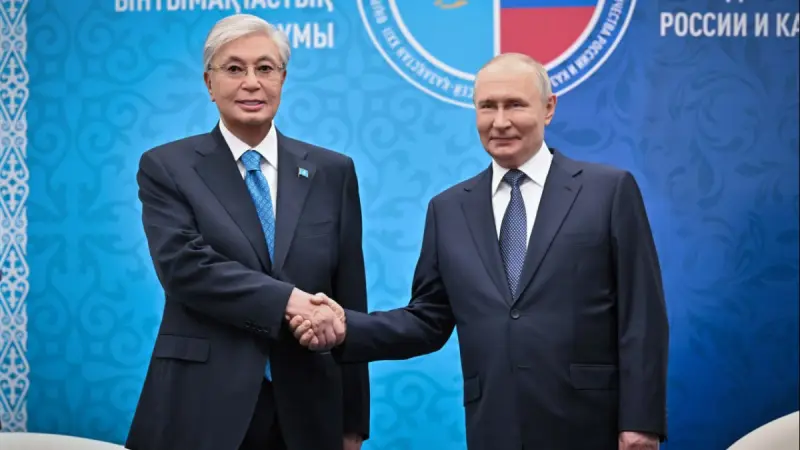 Тоқаев Путинмен кездесті