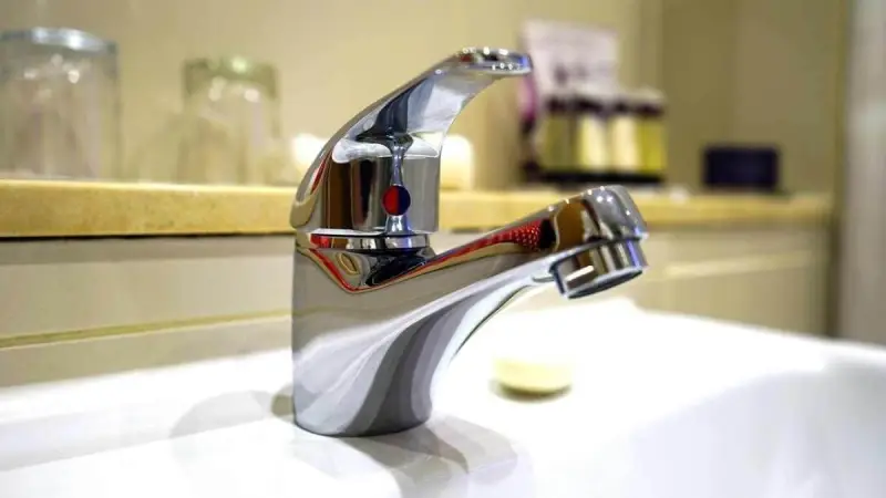 Жители Костаная останутся без горячей воды на полмесяца