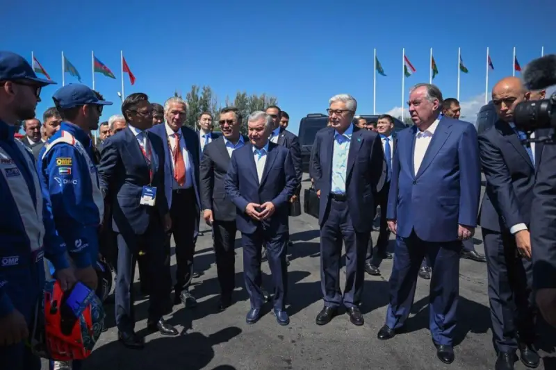 Токаев принял участие в открытии мирового Гран-при на Иссык-Куле