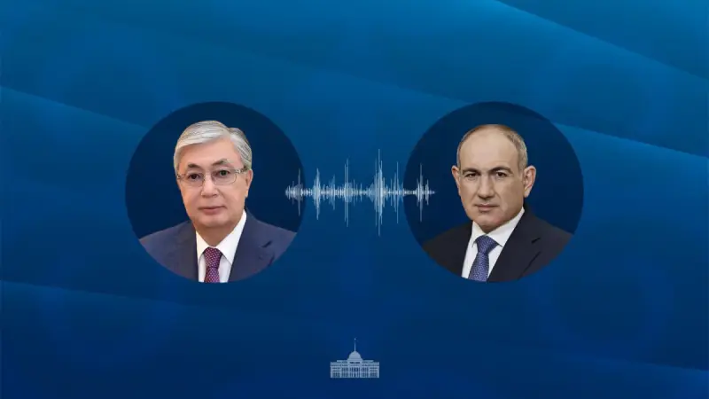 Токаев поздравил Пашиняна с переназначением на пост премьер-министра