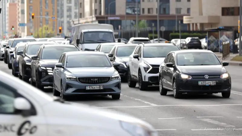 165 автокөлік рәсімдетіп, шетелге шығарған: Ұйымдасқан қылмыстық топқа үкім шықты
