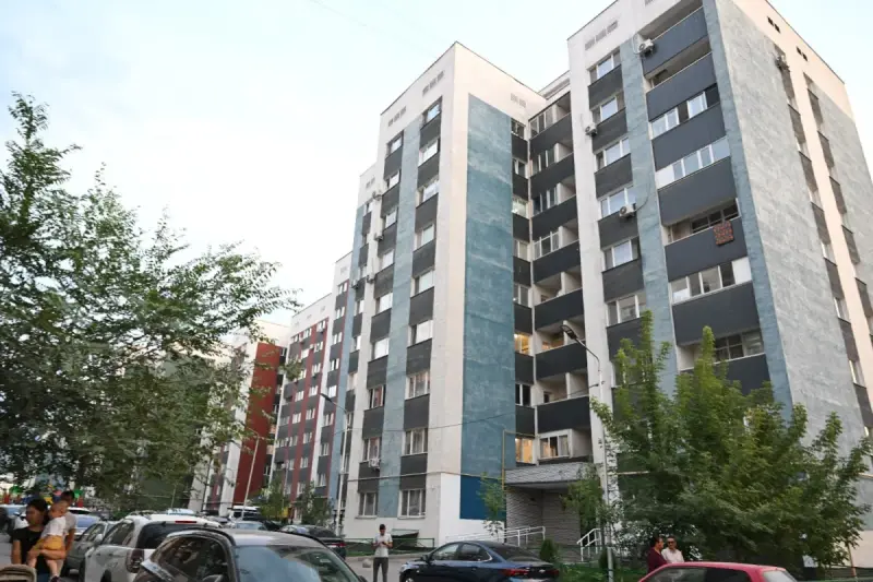В Алматы продолжается работа по повышению правовой грамотности собственников жилья