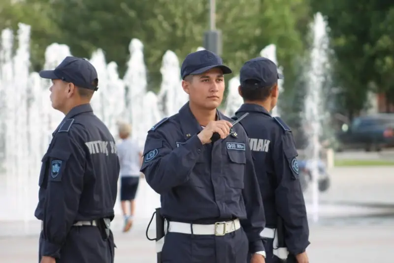 Молодые гвардейцы впервые заступили на службу в Атырау