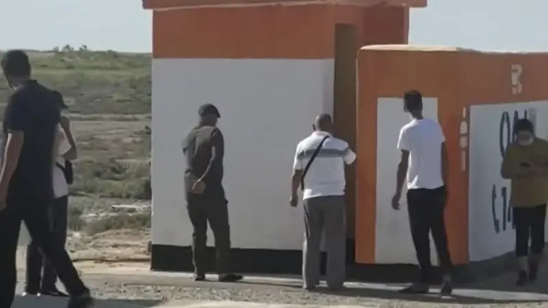 Водителей Казахстана призвали пользоваться туалетами по назначению