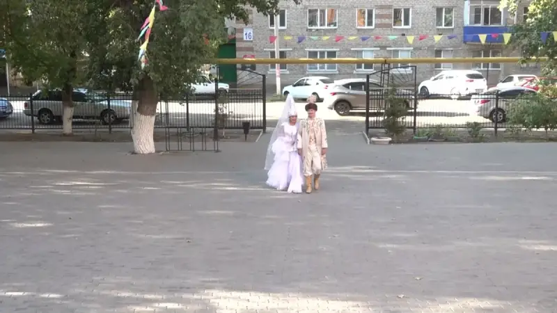 Оралда Қыз Жібек пен Төлеген және динозаврлар дауыс берді