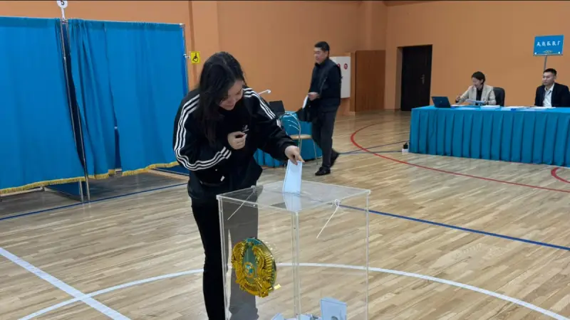 Құрылтай сайлауы: жастар дауыс беруге белсенді қатысып жатыр