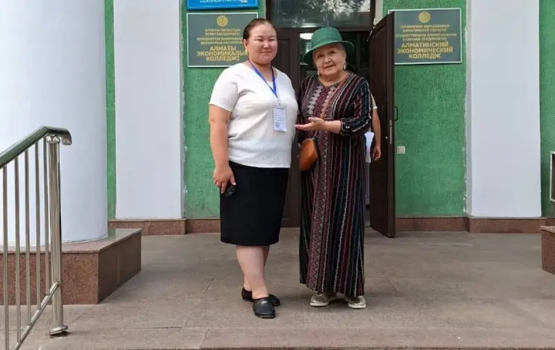 Заслуженная артистка Казахстана Лидия Каден проголосовала на выборах Құрылтай
