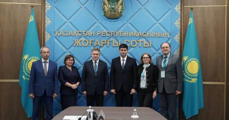  Сайлау бақылаушылары Жоғарғы Сот өкілдерімен кездесті 