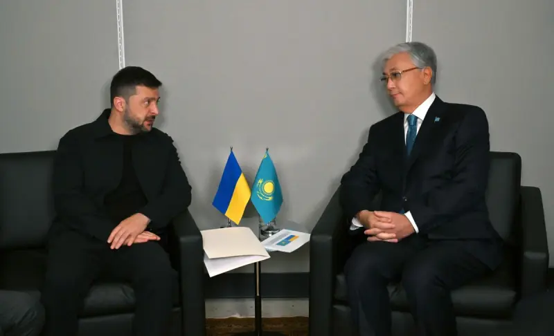 Тоқаев Зеленскийді Украина Тәуелсіздігінің 35 жылдығымен құттықтады