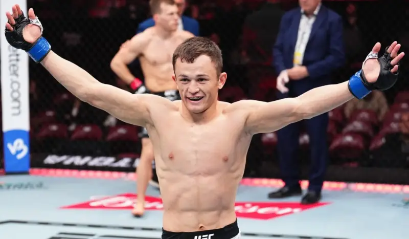 Бекзат Алмахан подписал контракт с грузинской лигой MMA