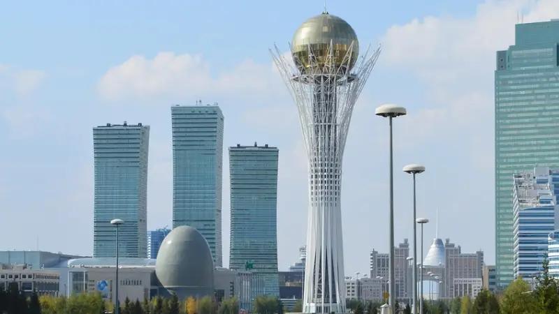 В Астане на четыре дня изменят движение на улице Бараева