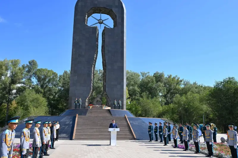 35 лет без ядерных испытаний: в Семее почтили память жертв полигона