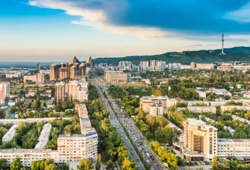 Несколько улиц Алматы частично перекроют