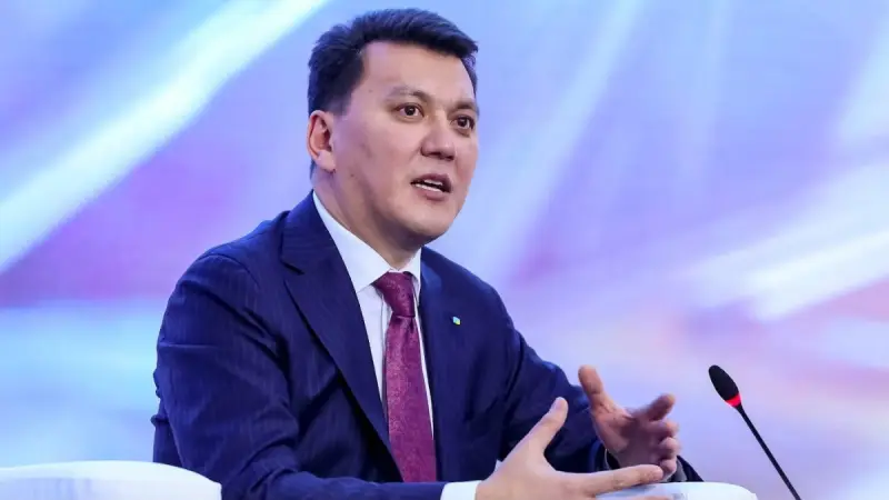 Қазақстанның болашағы үшін еңбек етуге бар күшімді салуға уәде беремін - Ерлан Қарин