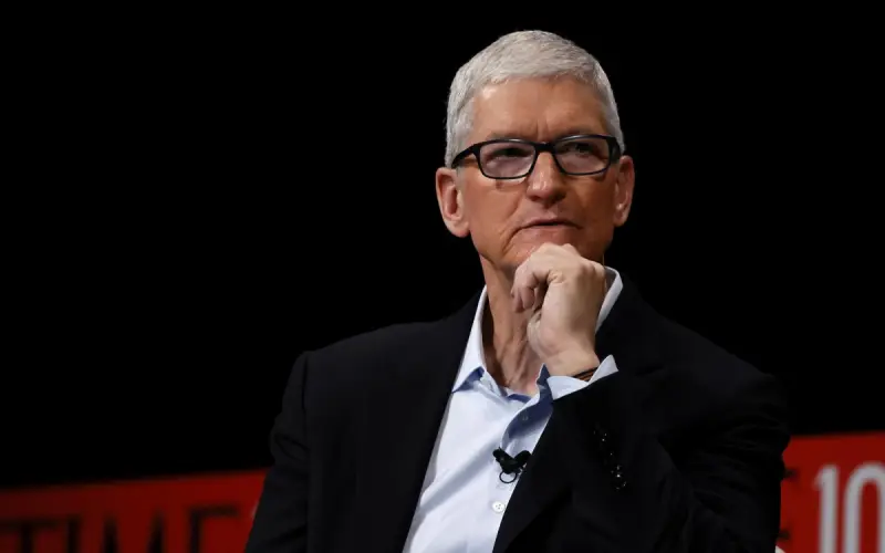 Тим Кук Apple басшысы қызметінен кетті