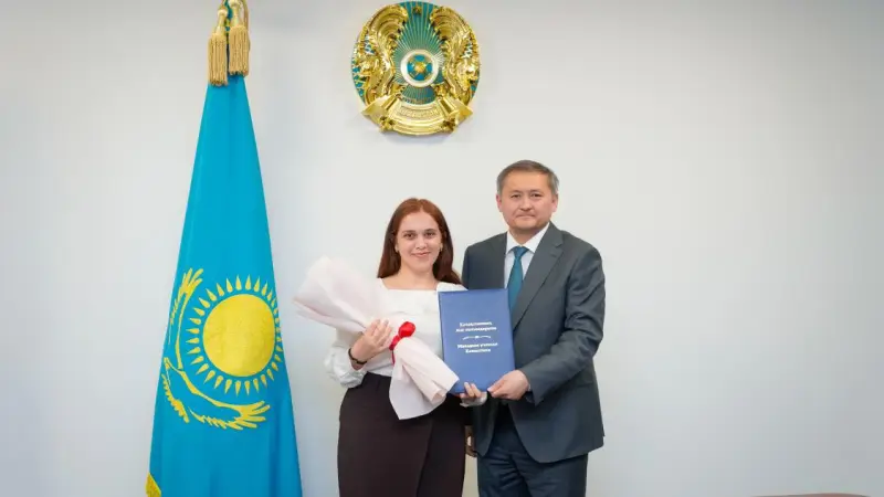 Президенттің тапсырмасы бойынша бес жас ғалым баспаналы болды