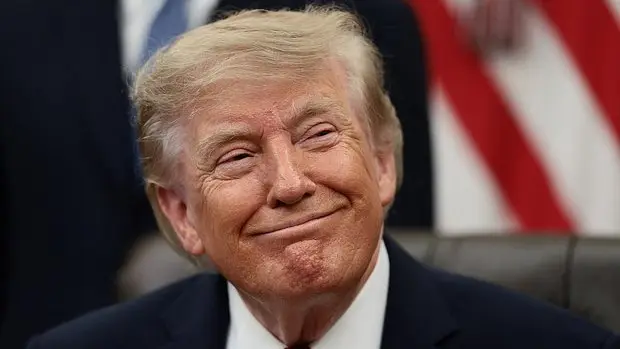 Трамп предложил назвать Ормузский пролив в свою честь