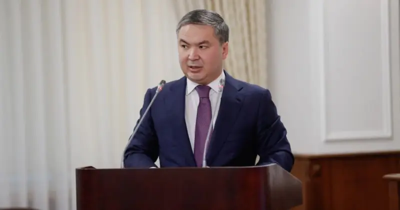   Ерсайын Нағаспаев Өнеркәсіп және құрылыс министрлігін басқарады   