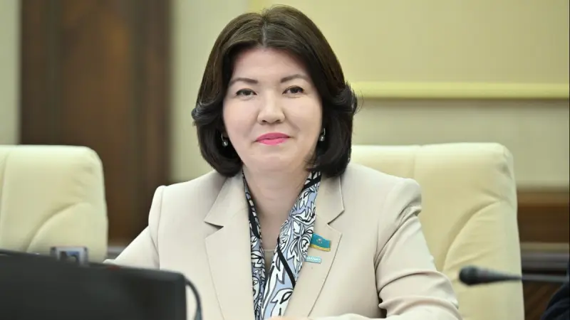 Сулейменова и Шаккалиев продолжат работу в Правительстве