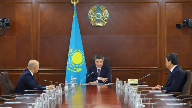 Үкімет үш министрліктің жаңа басшыларымен жұмыстың басым бағыттарын айқындады