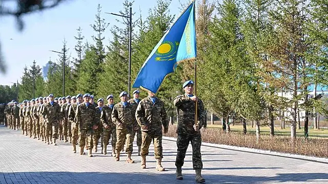 Әскерге кімдер шақырылмайды? Қорғаныс министрлігі жаңа талаптар бекітті
