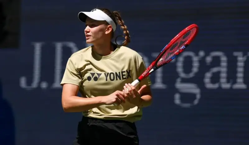 «Очень горжусь»: Елена Рыбакина рассказала о сложной подготовке к US Open