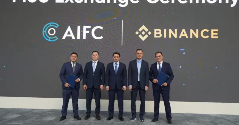   Жаслан Мәдиев Binance компаниясының негізін қалаушы Чанпэн Чжаомен цифрлық экономиканы дамыту мәселесін талқылады   