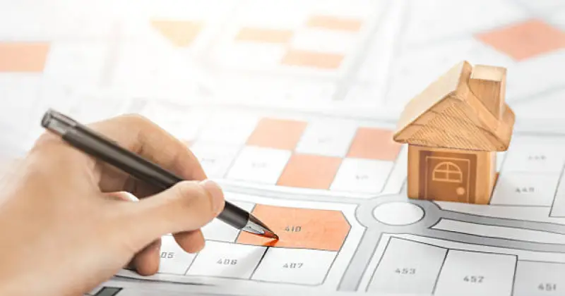  Алматыда билбордқа бөлінген 649 жер учаскесі мемлекетке қайтарылды 