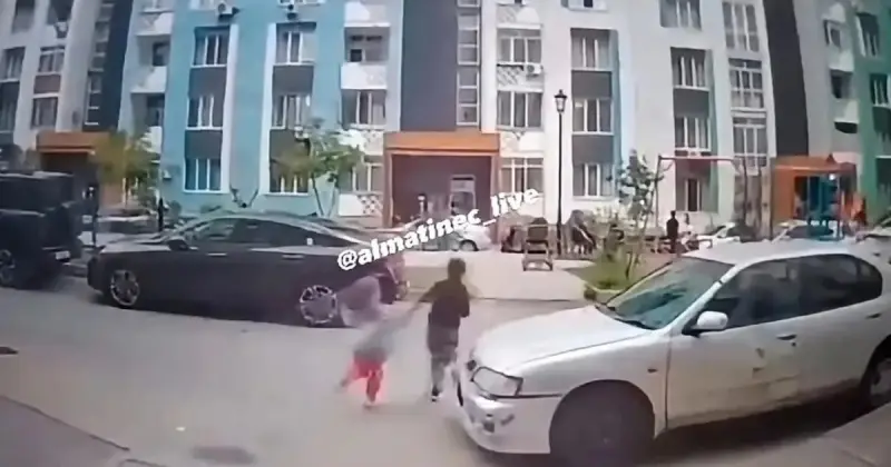  Алматы облысында екі баланы көлік қағып кетті 