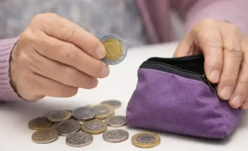 Қазақстандықтар 7 қыркүйектен бастап зейнетақы жинағының 100%-ын жеке басқарушы компанияларға бере алады