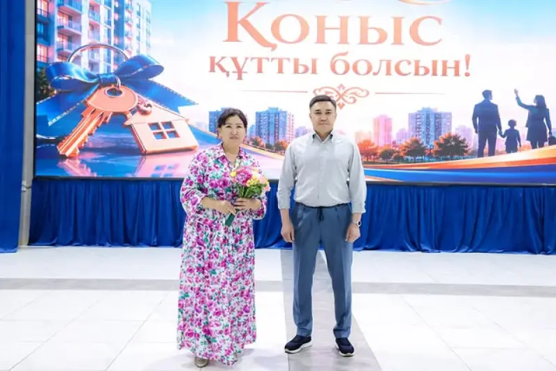 В Шымкенте 40 семей получили квартиры по льготным жилищным программам