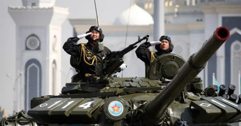   Бүгін танк әскерлері күні   