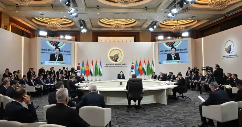  Еліміз транзиттік жүк көлемін 100 млн тоннаға дейін жеткізуді көздейді – Мемлекет басшысы 
