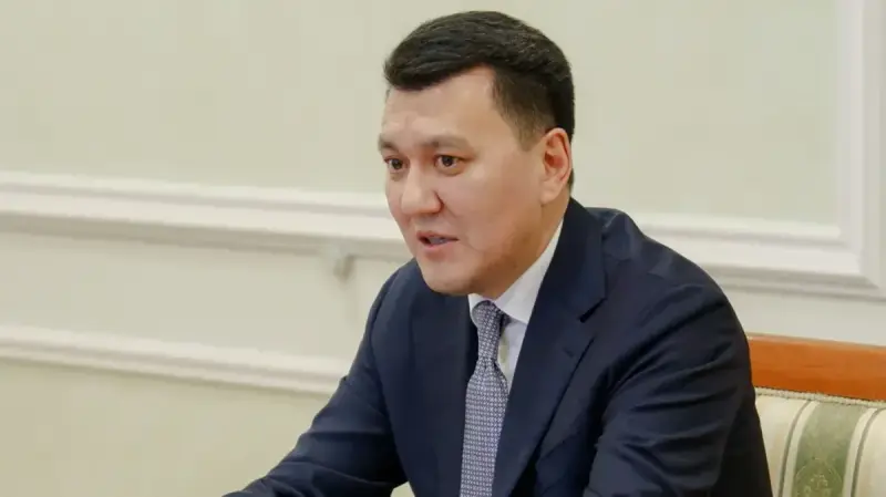 Қазақстанда не өзгереді? Ерлан Қарин ішкі саясаттың үш басымдығын атады