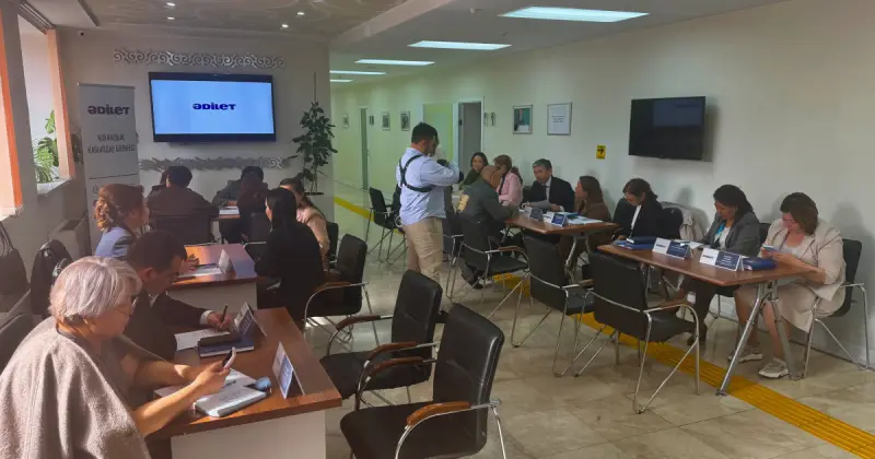  Медицина, үйірме, көші-қон: «Әділет» партиясының Ашық есік күнінде қандай мәселе талқыланды? 