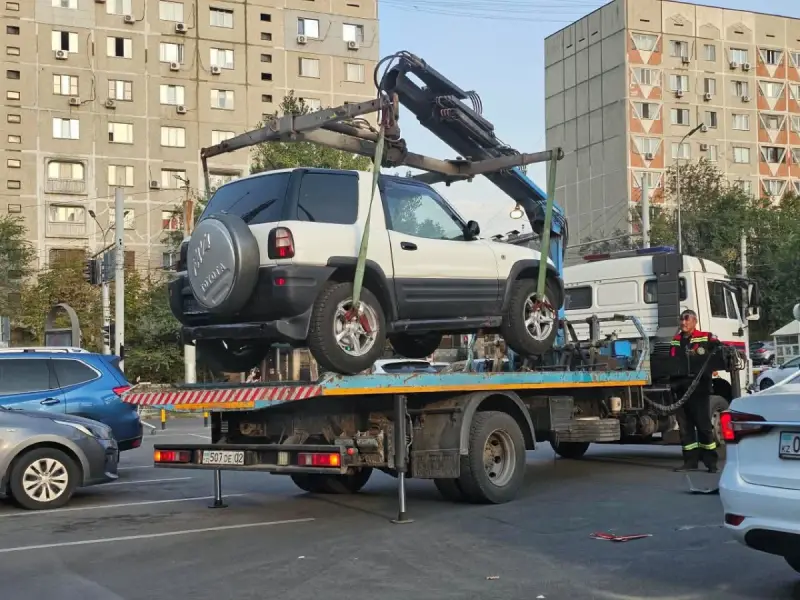 В Алматы рассмотрят порядок оплаты эвакуации и временного хранения задержанных транспортных средств на коммунальных специальных стоянках.