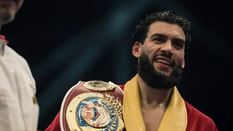 WBO подтвердила отказ Шираза от боя с Алимханулы